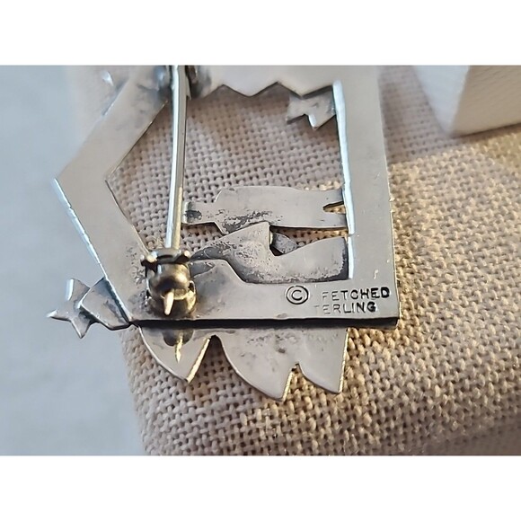 Far Fetched 925 Sterling Silver Christmas Scene Brooch Vintage - Picture 6 of 10